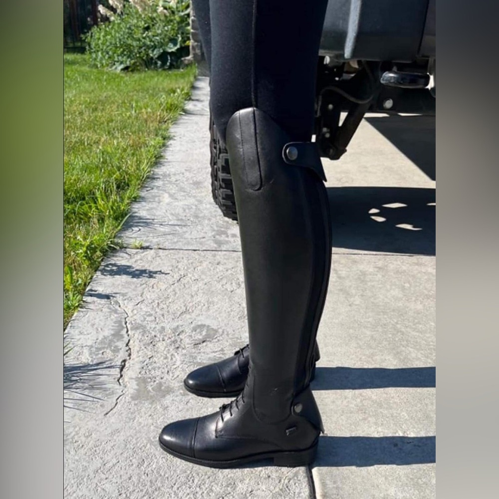 NIB Horze Equestrian Boots